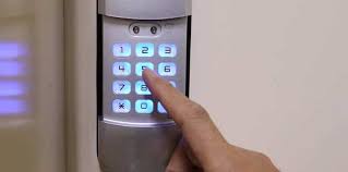 Installation de serrures numériques à clavier
