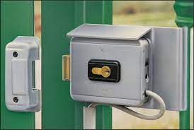 Installation de serrure électronique