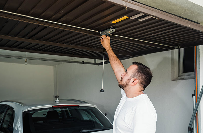 Protégez votre garage avec nos serrures de portes de garage